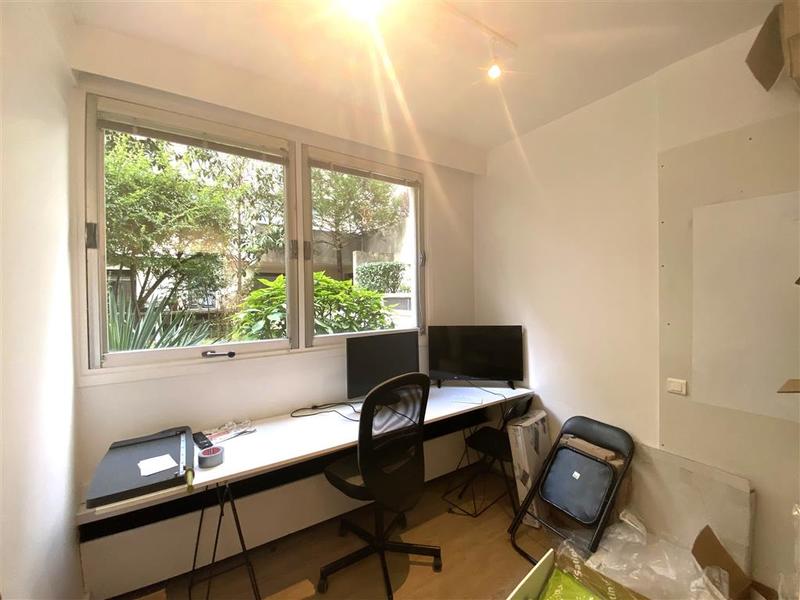 Bureau - 164 m²