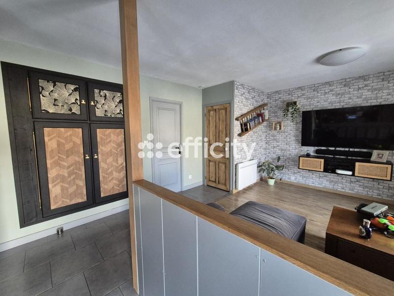 Pavillon - 140 m² - 5 pièces