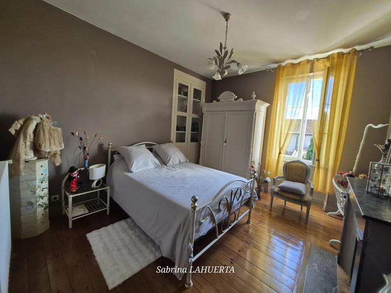 Maison de ville - 144 m² - 6 pièces