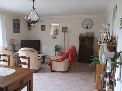 Maison - 94 m² - 5 pièces