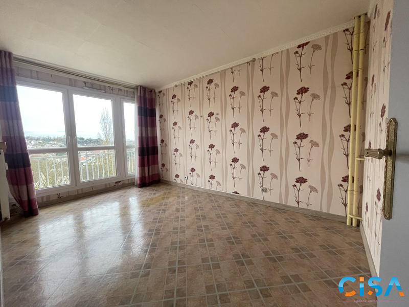 Appartement - 80 m² - 4 pièces