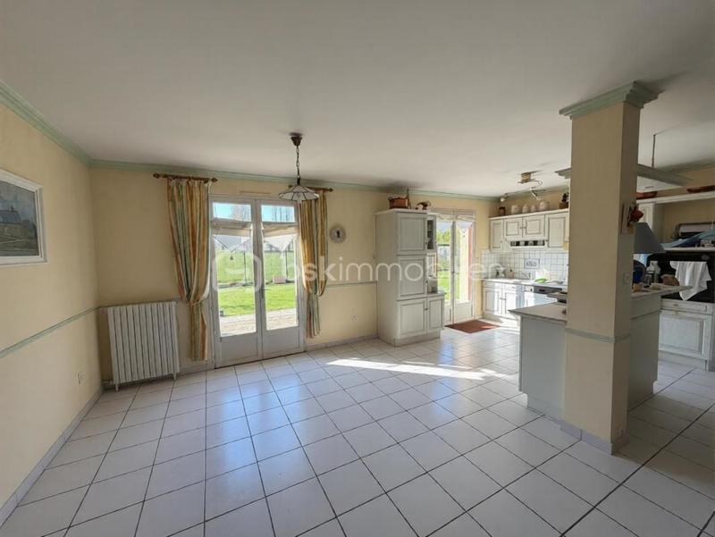 Maison traditionnelle - 82 m² - 4 pièces