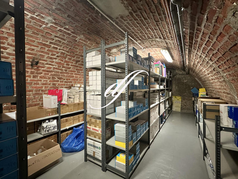 Local commercial - 229 m²