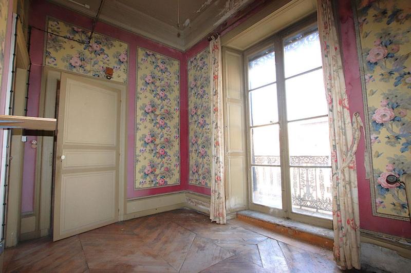 Demeure - 568 m² - 15 pièces