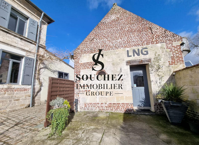 Maison - 250 m² - 8 pièces