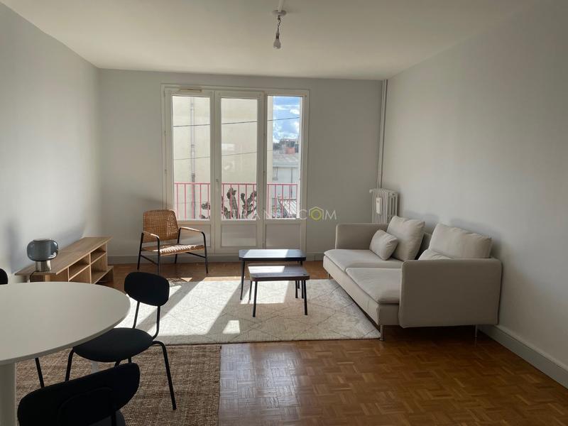 Appartement ancien - 70 m² - 3 pièces