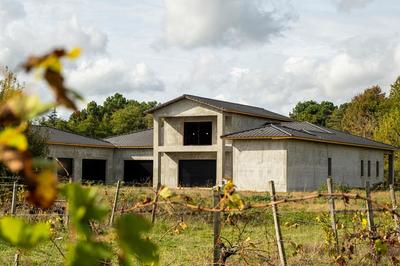 Maison - 436 m² - 12 pièces