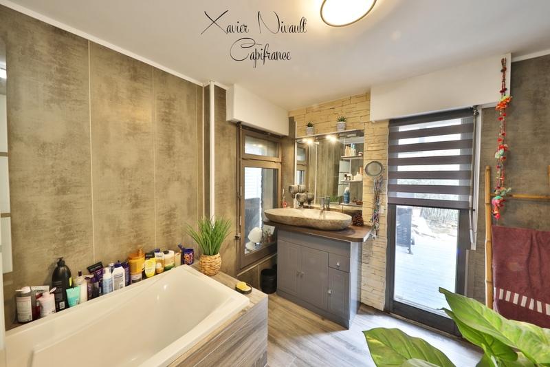 Maison - 185 m² - 5 pièces