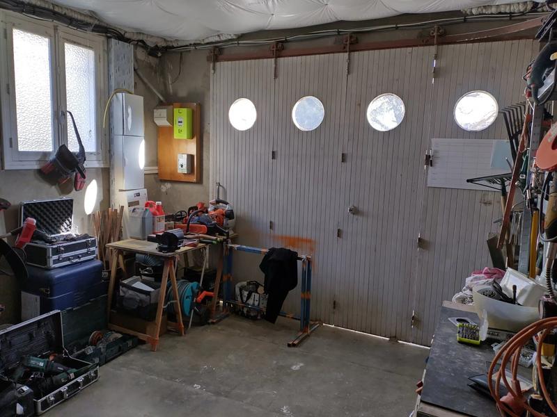 Maison - 225 m² - 7 pièces