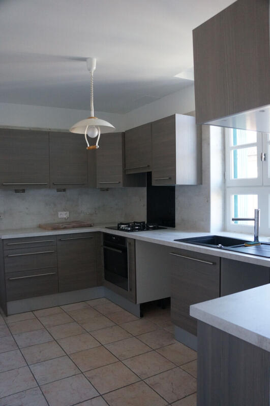 Appartement - 80 m² - 3 pièces