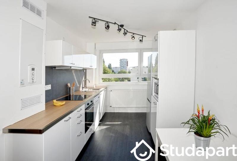 Chambre - 11 m² - 1 pièce