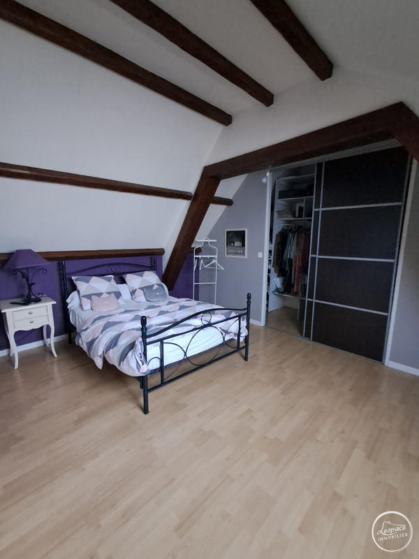 Maison - 166 m² - 6 pièces