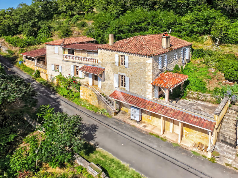 Maison - 120 m² - 6 pièces