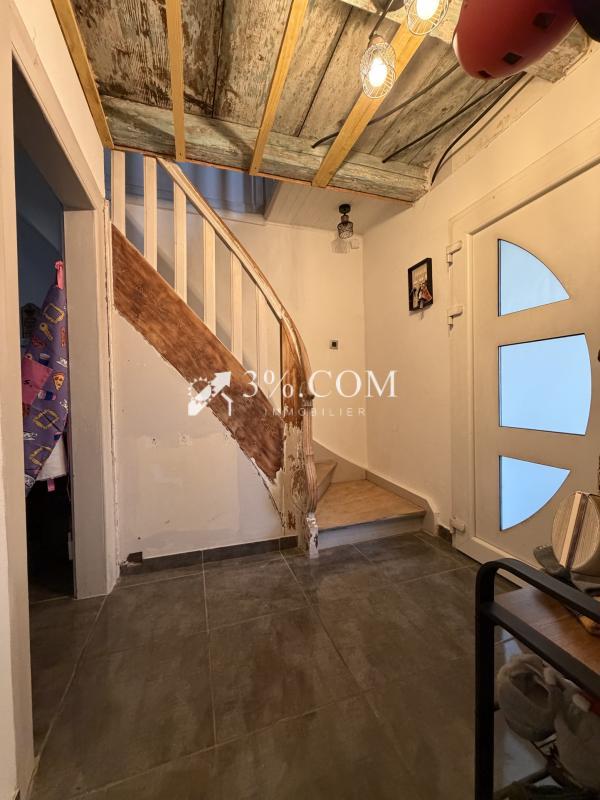 Maison - 99 m² - 4 pièces