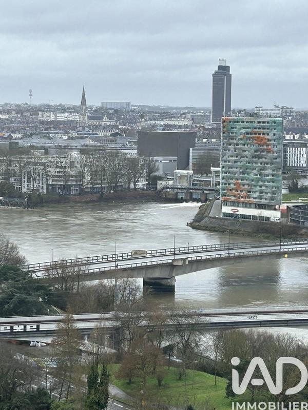 Appartement - 82 m² - 3 pièces