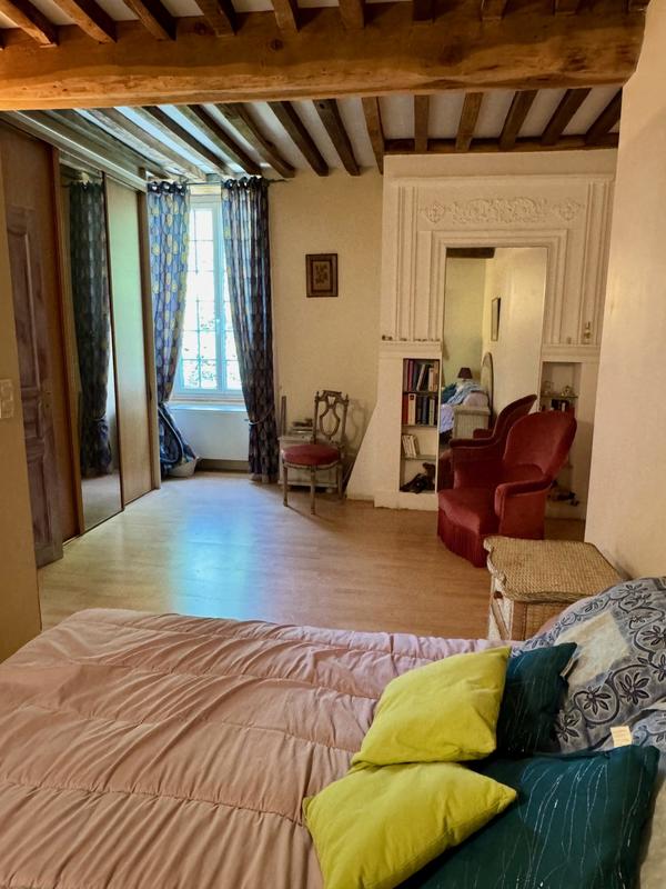 Maison - 210 m² - 6 pièces