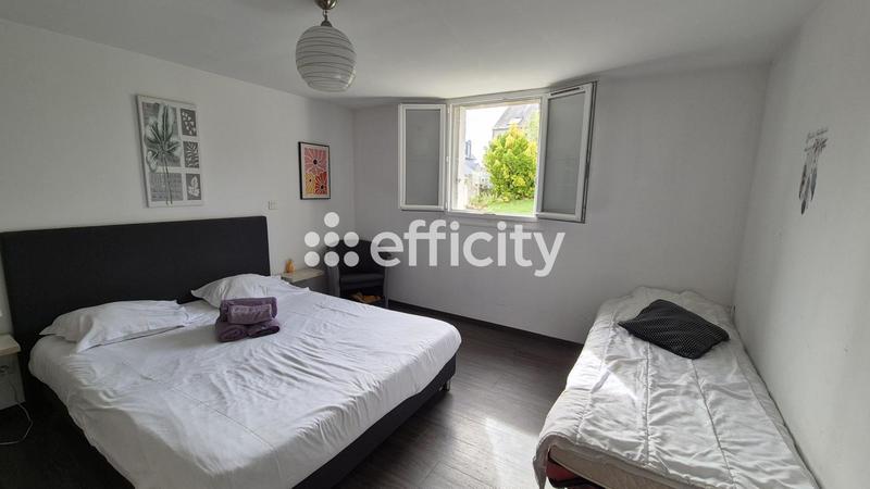 Maison - 138 m² - 9 pièces