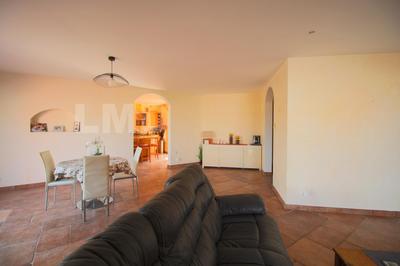 Maison - 162 m² - 7 pièces