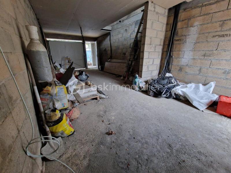 Maison jumelée - 114 m² - 6 pièces