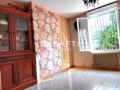 Maison - 172 m² - 7 pièces