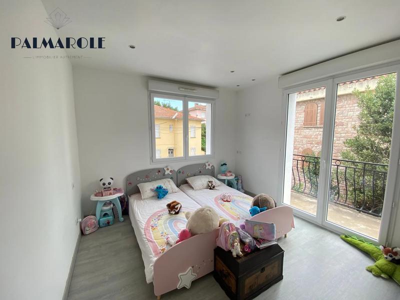 Maison - 117 m² - 5 pièces