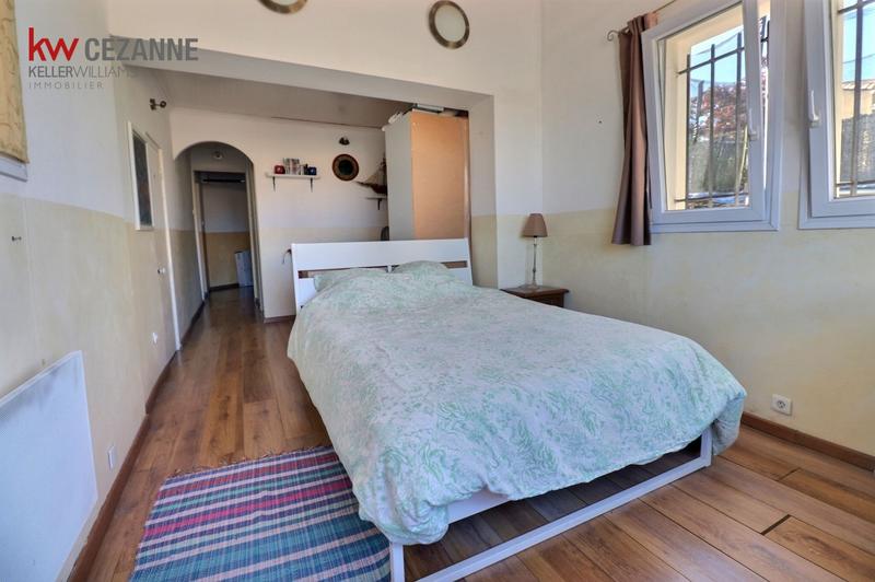 Maison - 161 m² - 6 pièces