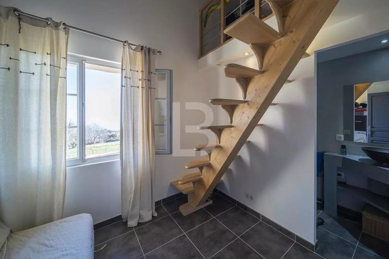 Mas - 220 m² - 6 pièces