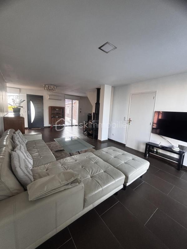 Corps de ferme - 210 m² - 15 pièces