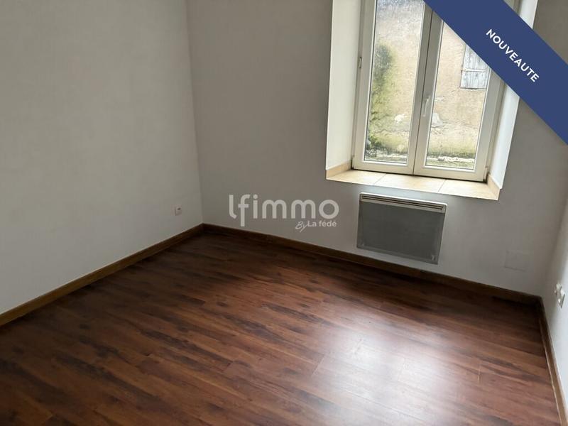 Maison - 300 m² - 9 pièces