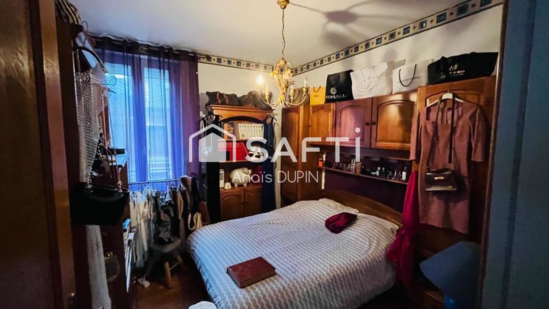 Maison - 244 m² - 8 pièces