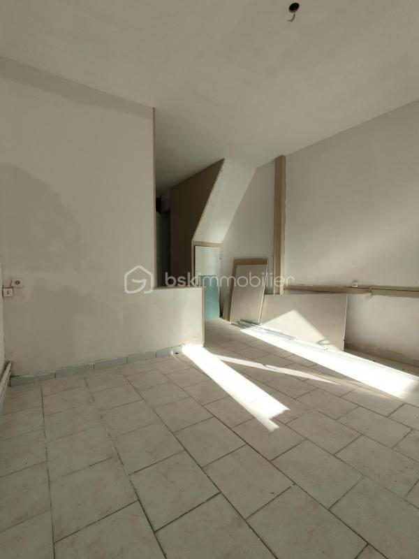 Maison - 64 m² - 4 pièces