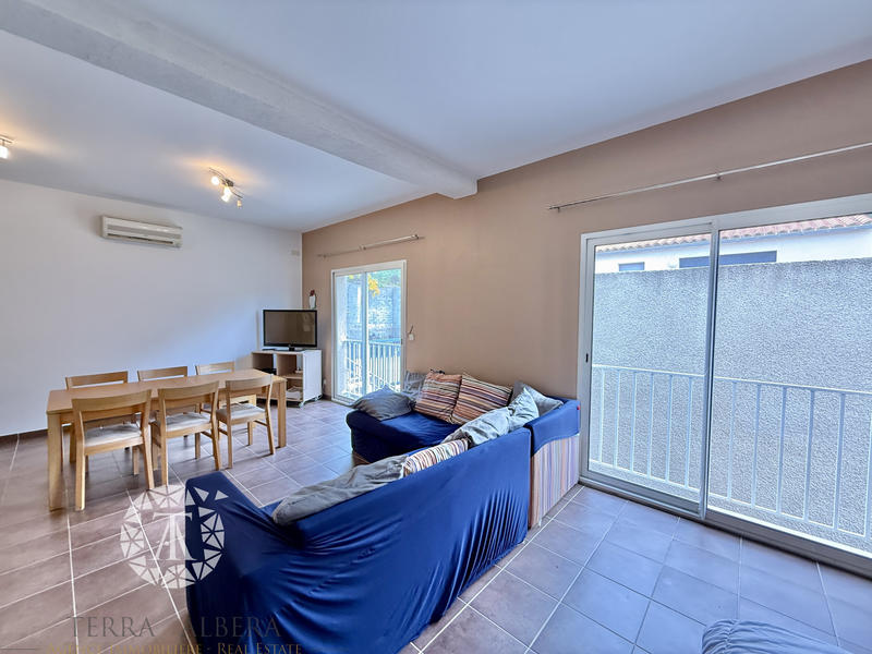 Immeuble - 220 m² - 6 pièces