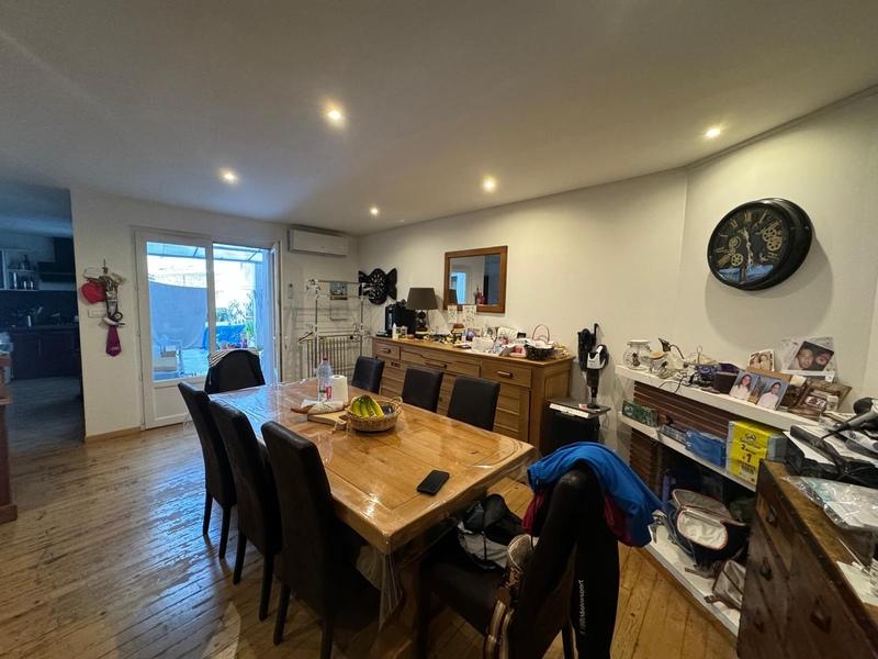 Immeuble - 184 m² - 7 pièces