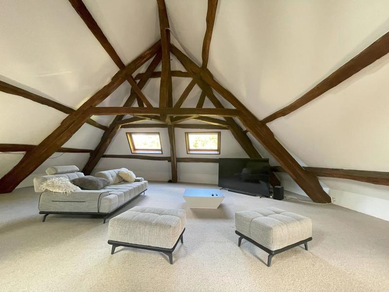 Propriété - 432 m² - 10 pièces