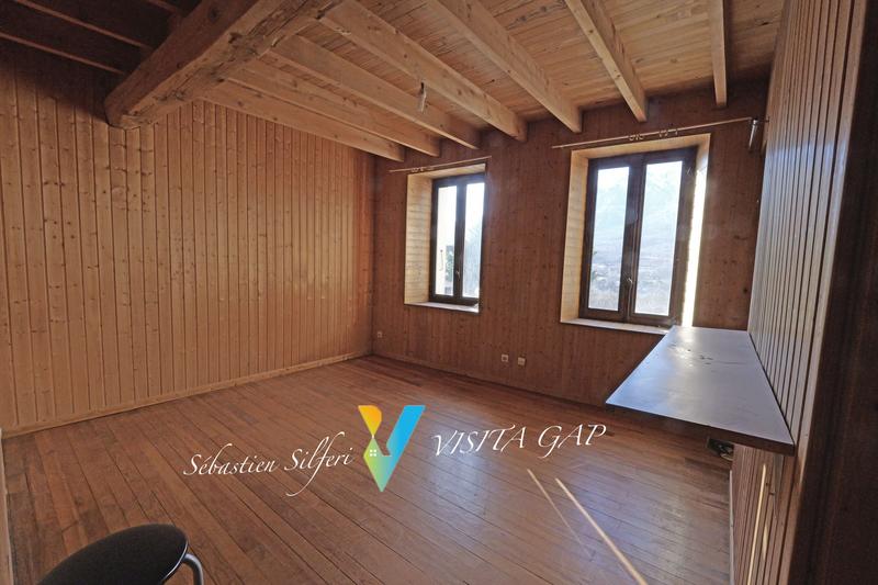 Maison - 107 m² - 6 pièces