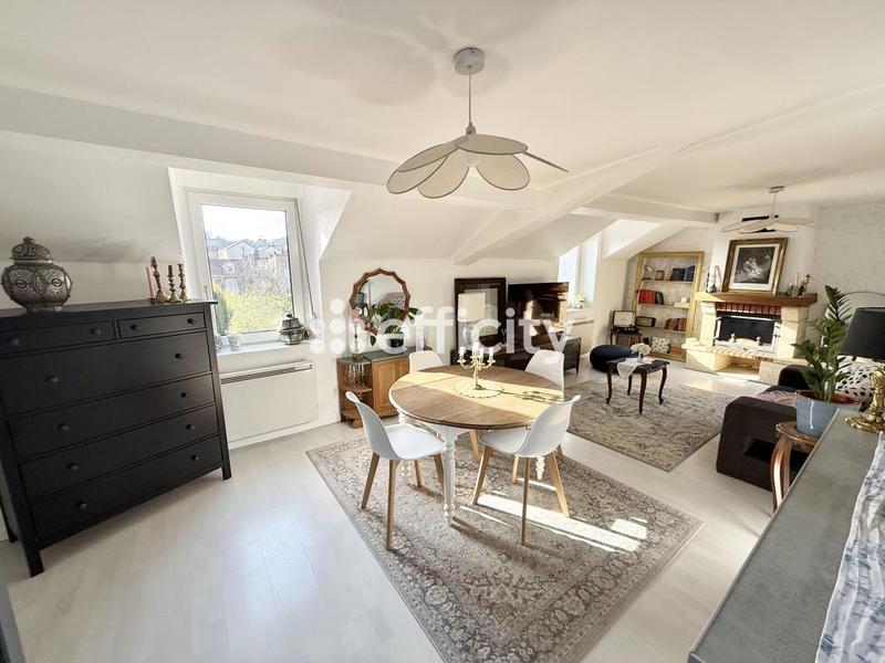 Maison - 139 m² - 6 pièces