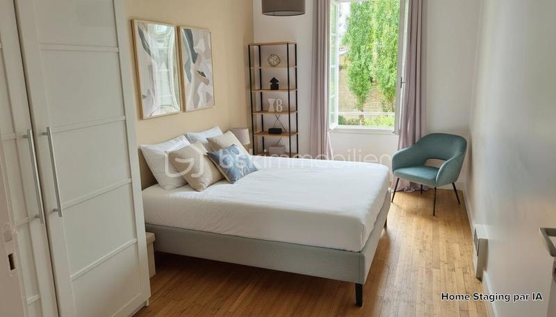 Maison - 210 m² - 7 pièces