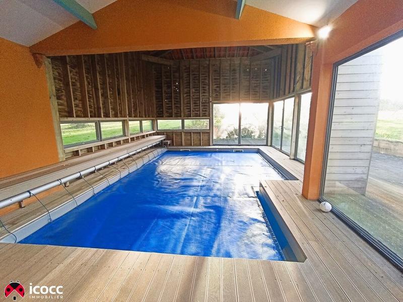 Maison - 477 m² - 21 pièces