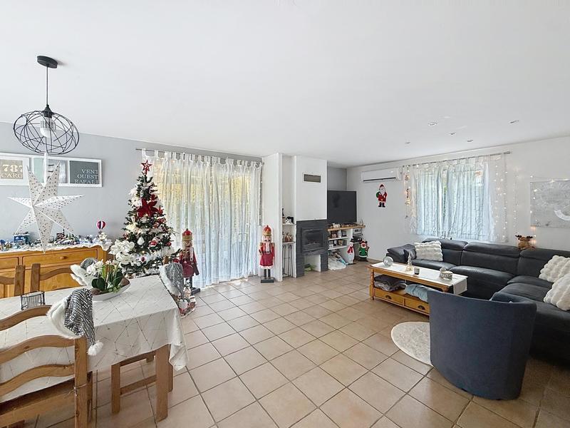 Maison - 134 m² - 5 pièces