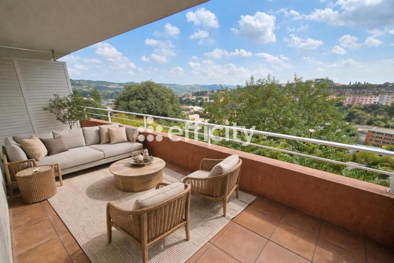 Appartement - 76 m² - 3 pièces