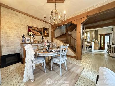 Maison - 196 m² - 8 pièces