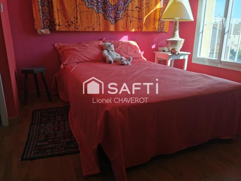 Maison - 200 m² - 7 pièces