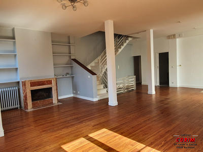 Maison - 195 m² - 5 pièces