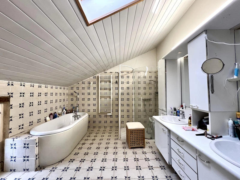 Maison - 130 m² - 4 pièces