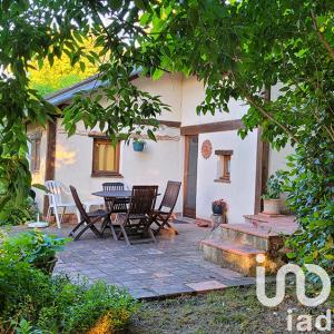 Maison - 290 m² - 11 pièces