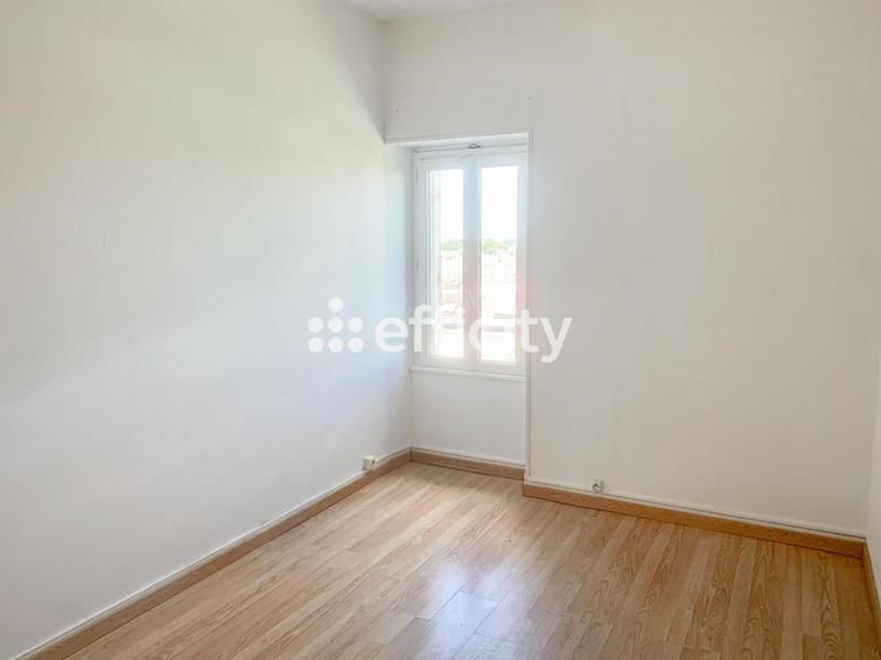 Immeuble - 175 m² - 9 pièces