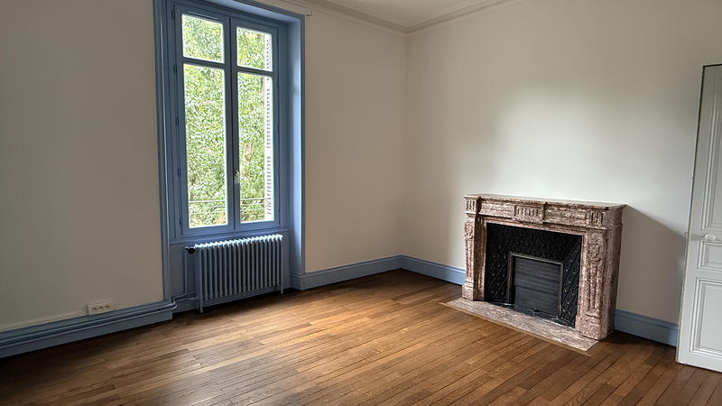 Maison - 316 m² - 11 pièces