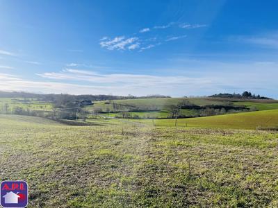 Terrain constructible - 5 037 m²