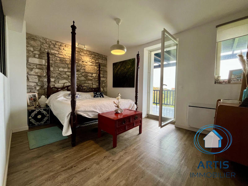 Appartement - 83 m² - 4 pièces