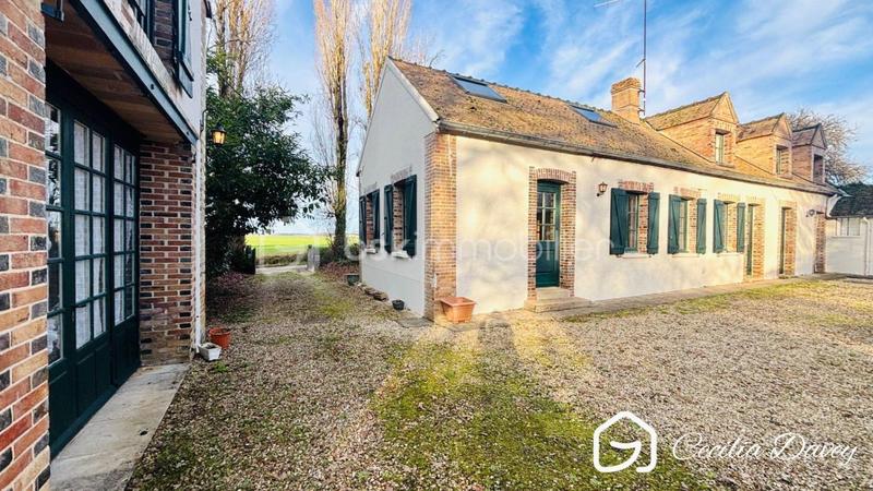 Propriété - 165 m² - 6 pièces